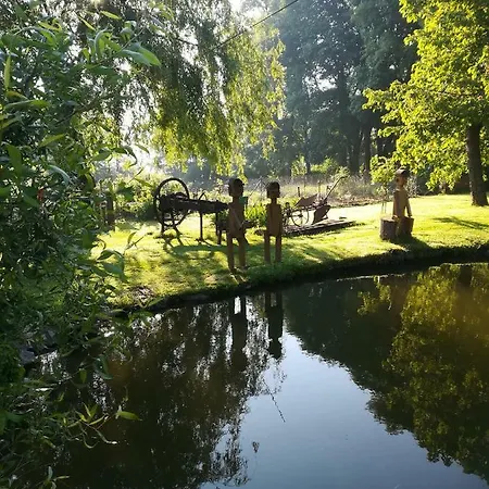 德沃勒科纳公寓 * Loučovice